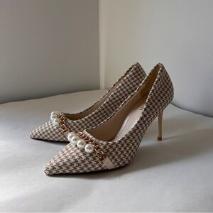 Houndstooth Pearl Chain Heels | Coquette Feminine Pumps Size 39 (8-8.5 US)